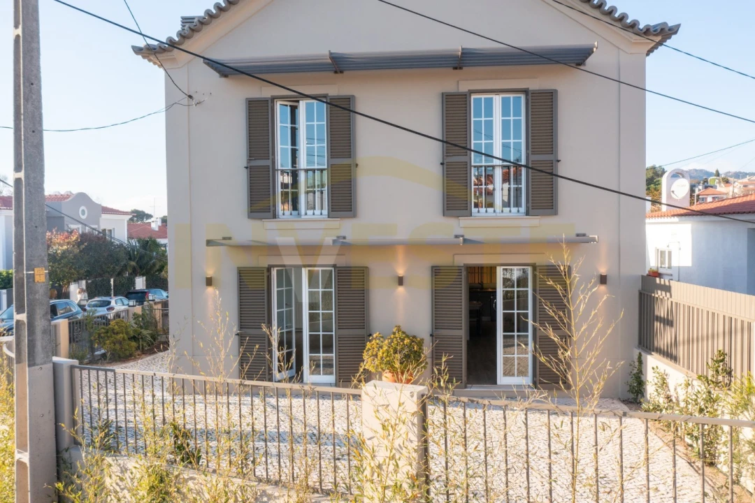 Moradia T3 para Venda em Alcabideche Foto 39