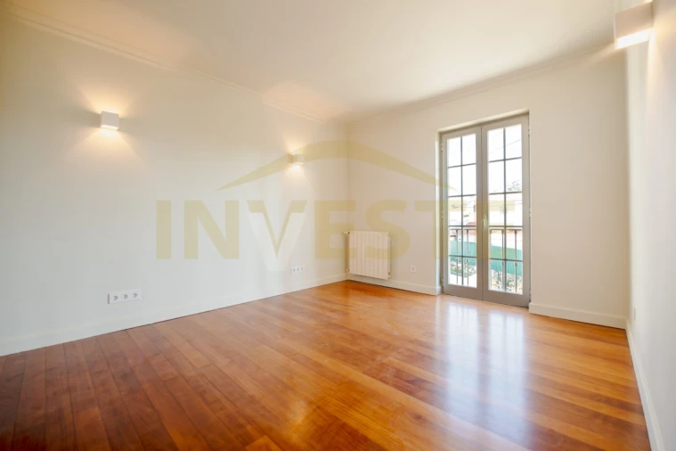 Moradia T3 para Venda em Alcabideche Foto 22