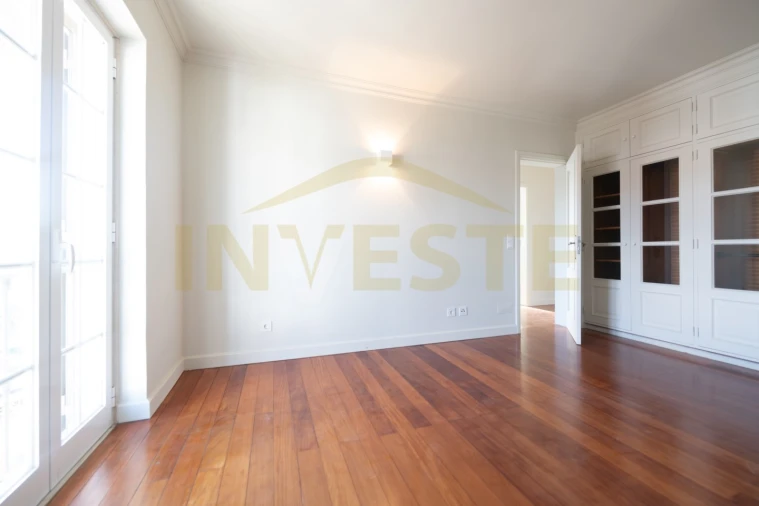 Moradia T3 para Venda em Alcabideche Foto 25