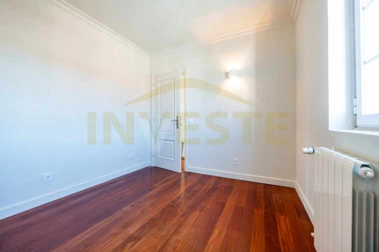 Moradia T3 para Venda em Alcabideche Foto 26