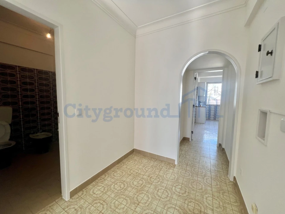 Apartamento T2 para Venda em Póvoa de Santa Iria e Forte da Casa Foto 10