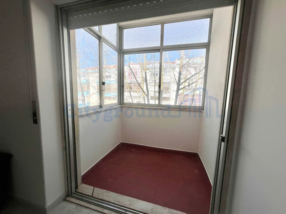 Apartamento T2 para Venda em Póvoa de Santa Iria e Forte da Casa Foto 20