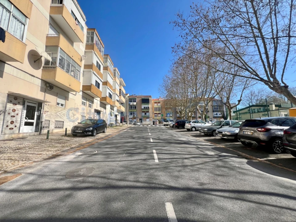 Apartamento T2 para Venda em Póvoa de Santa Iria e Forte da Casa Foto 26