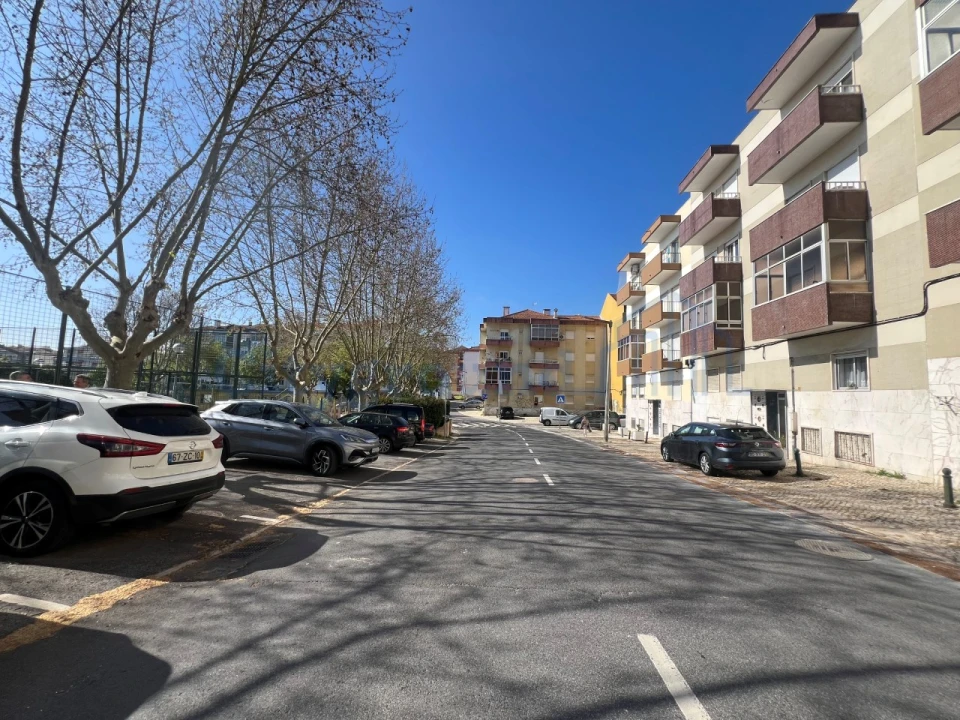 Apartamento T2 para Venda em Póvoa de Santa Iria e Forte da Casa Foto 27