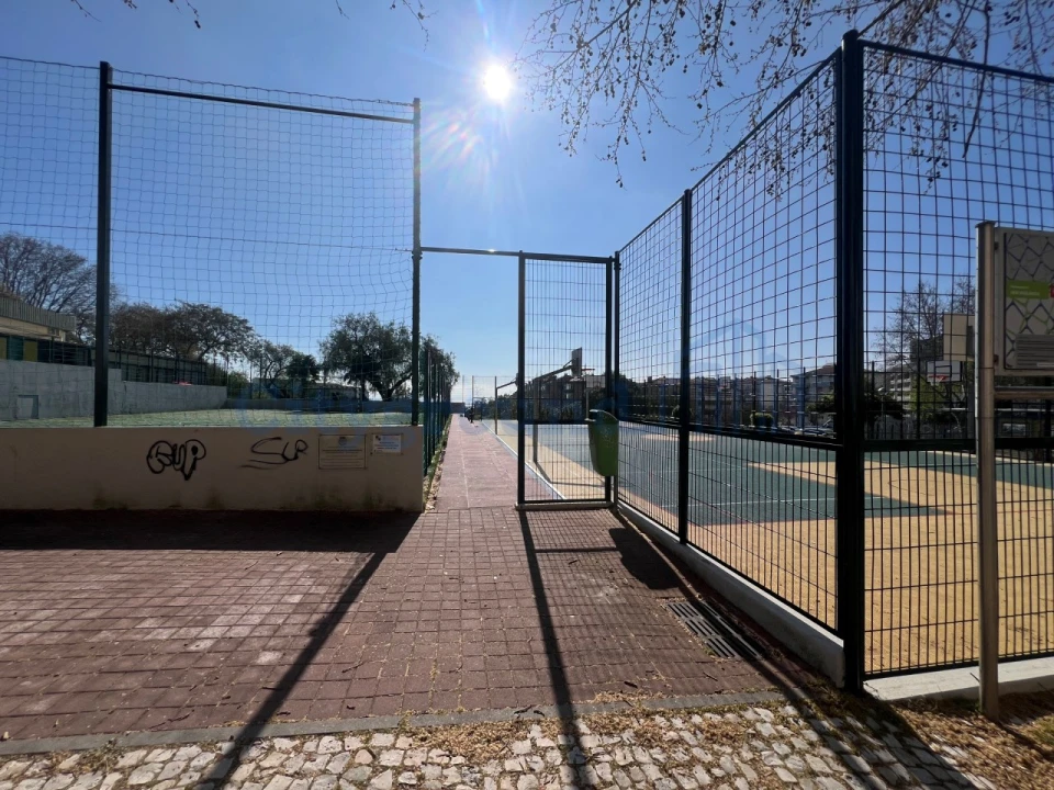 Apartamento T2 para Venda em Póvoa de Santa Iria e Forte da Casa Foto 28