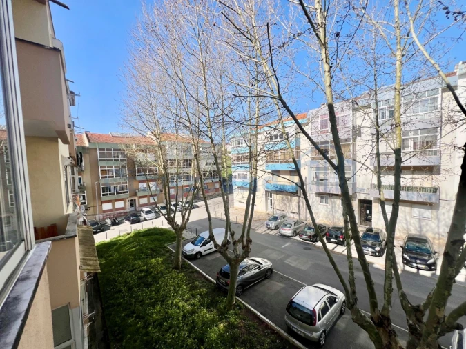 Apartamento T2 para Venda em Póvoa de Santa Iria e Forte da Casa Foto 14