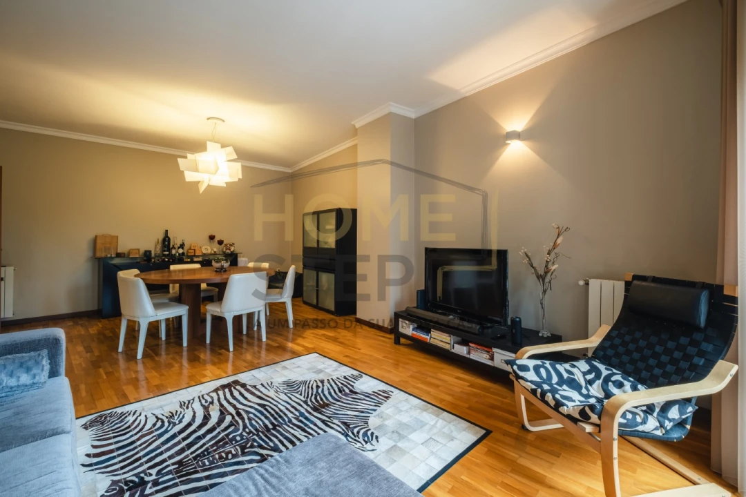 Apartamento T3 para Venda em Arcozelo Foto 5