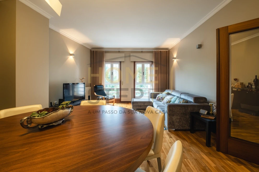 Apartamento T3 para Venda em Arcozelo Foto 6