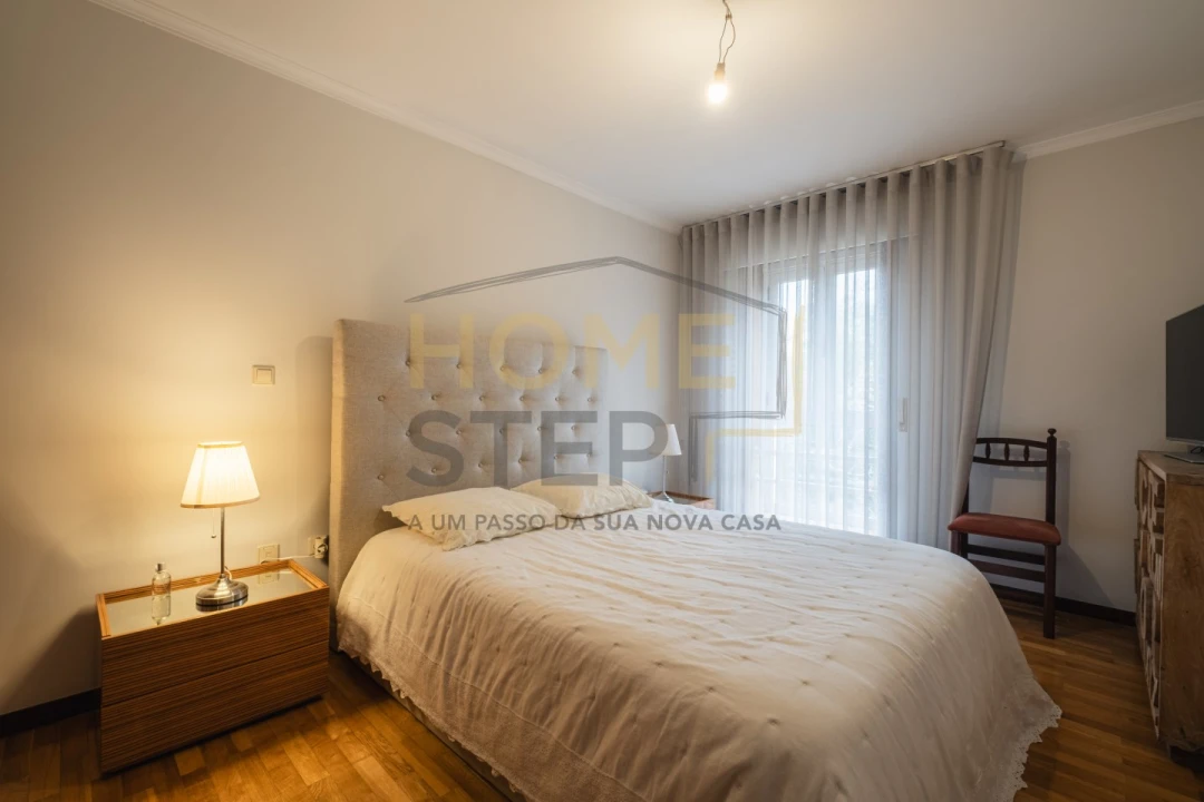 Apartamento T3 para Venda em Arcozelo Foto 17