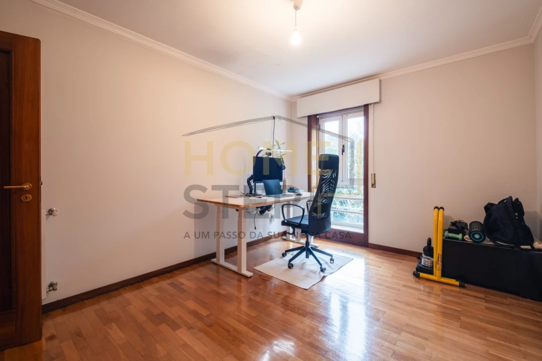 Apartamento T3 para Venda em Arcozelo Foto 32