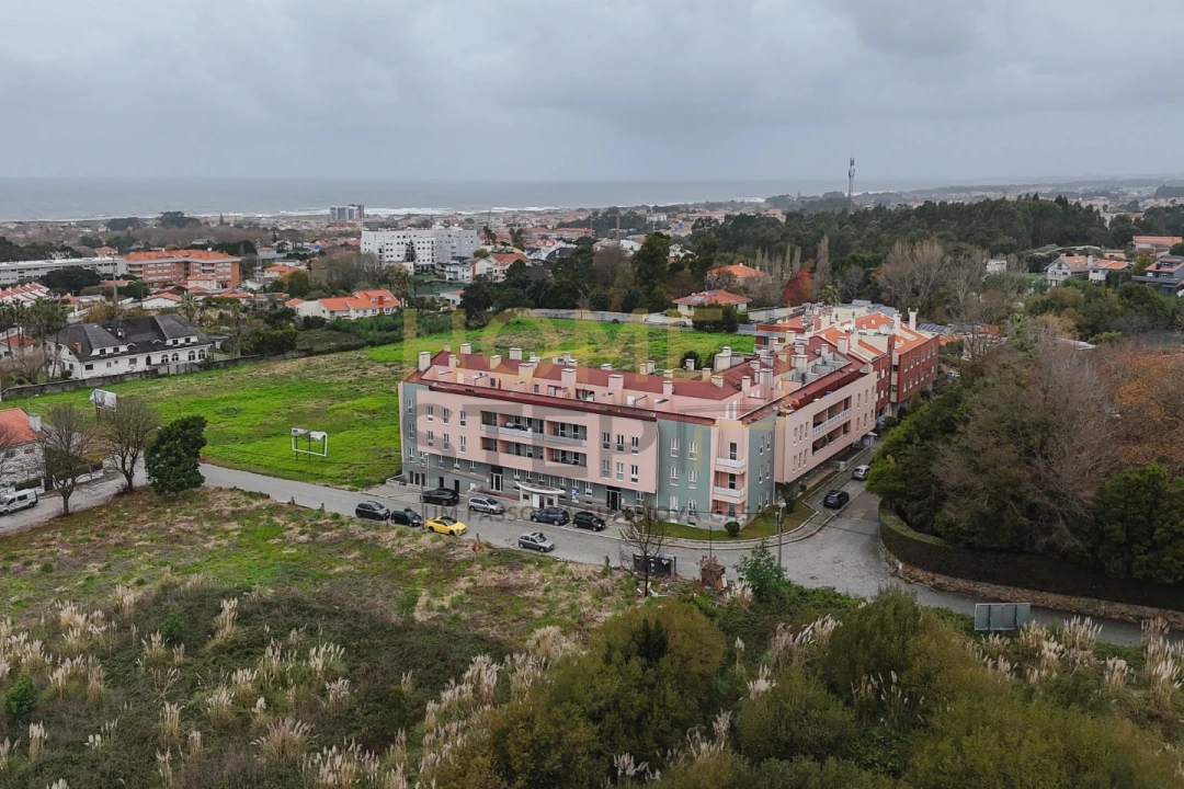 Apartamento T3 para Venda em Arcozelo Foto 43