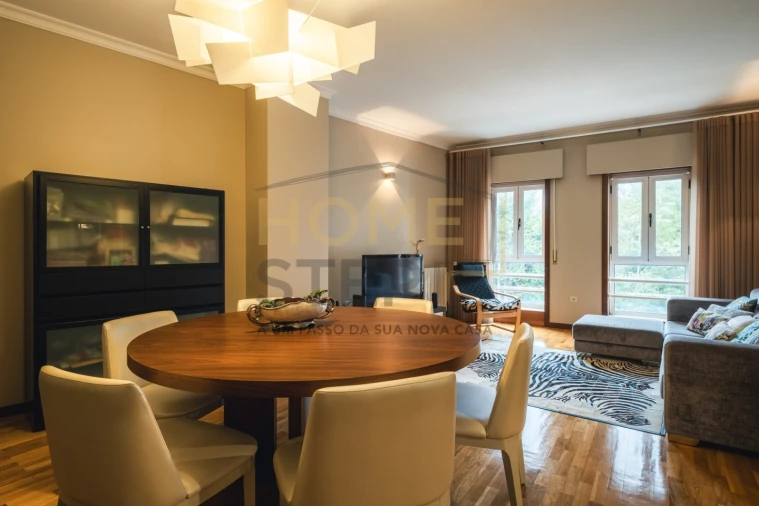 Apartamento T3 para Venda em Arcozelo Foto 4