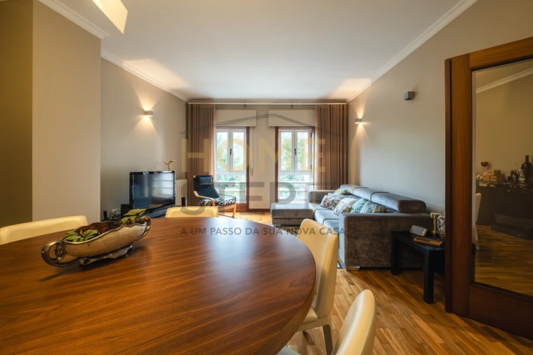 Apartamento T3 para Venda em Arcozelo Foto 6