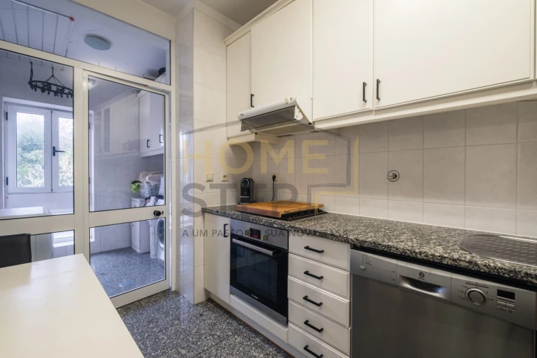 Apartamento T3 para Venda em Arcozelo Foto 13