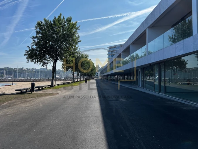 Loja para Venda em Canidelo