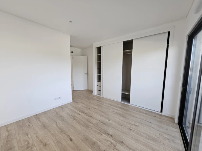 Apartamento T4 para Venda em Tavira (Santa Maria e Santiago) Foto 6