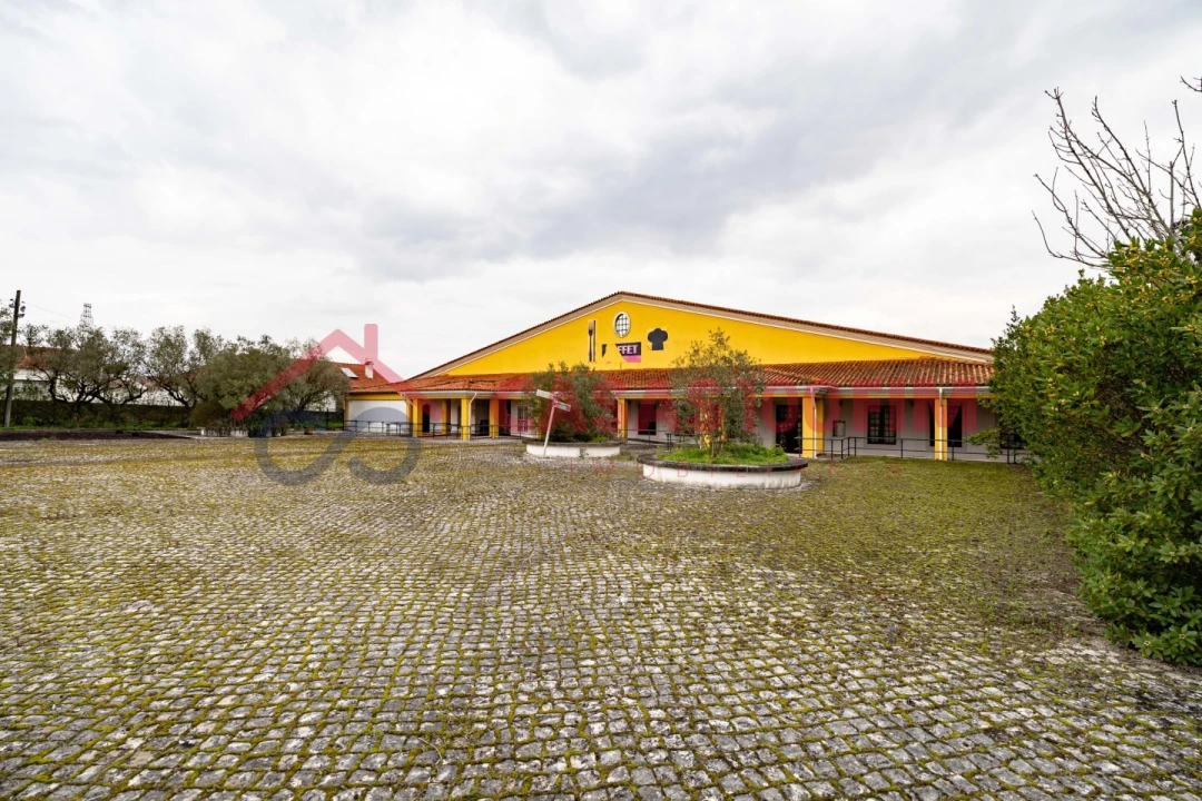 Negócio para Venda em Batalha Foto 9