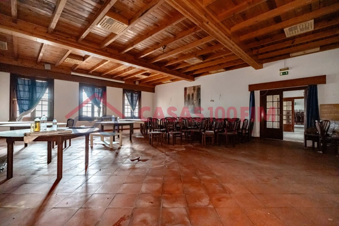 Negócio para Venda em Batalha Foto 19