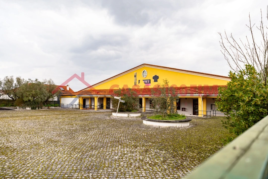 Negócio para Venda em Batalha Foto 45