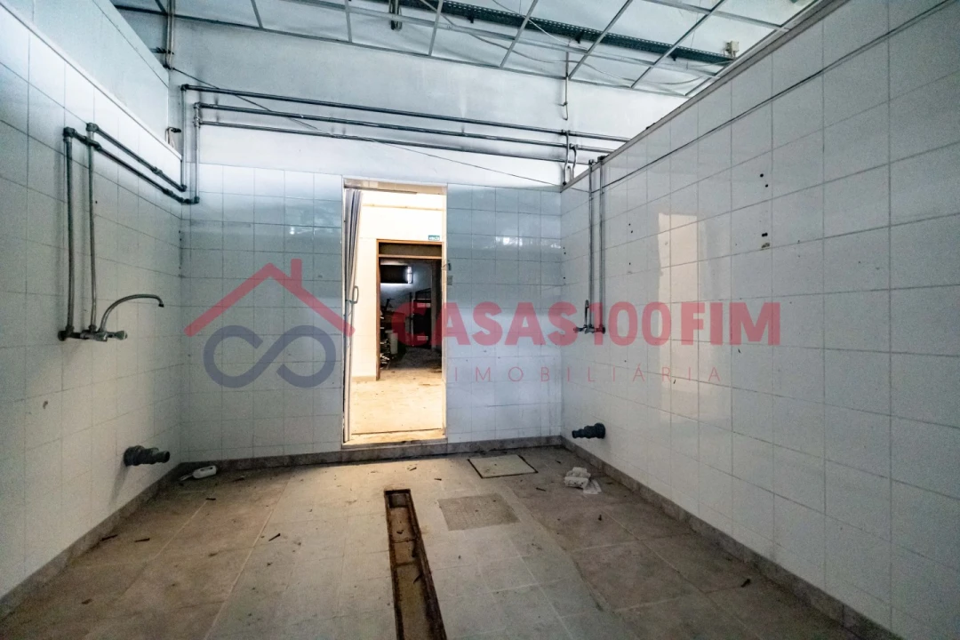 Negócio para Venda em Batalha Foto 47