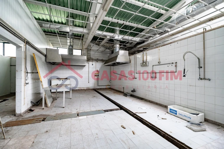 Negócio para Venda em Batalha Foto 39