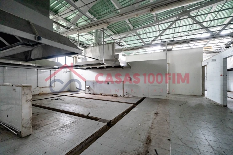 Negócio para Venda em Batalha Foto 46