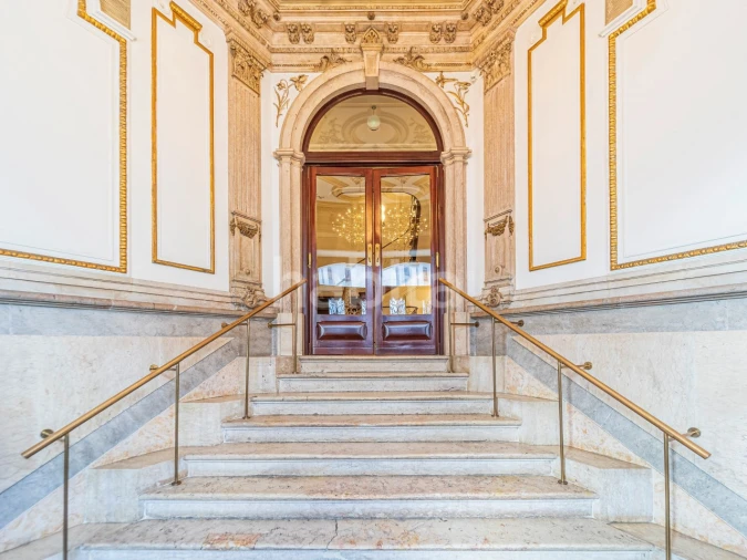 Apartamento T2 para Arrendamento em Santo António Foto 29