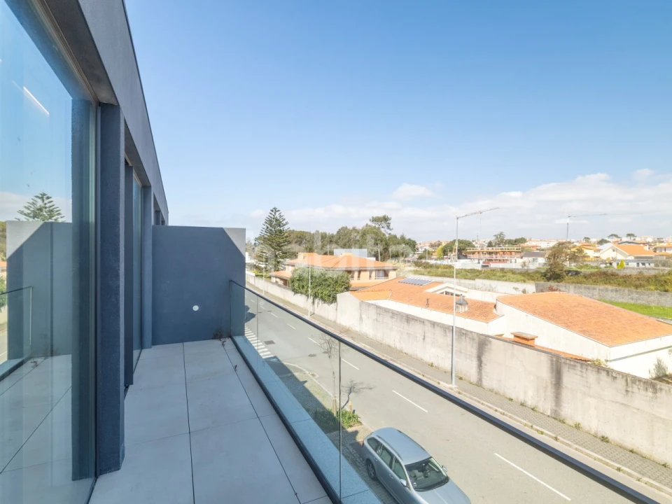 Moradia T4 para Venda em Canidelo Foto 24