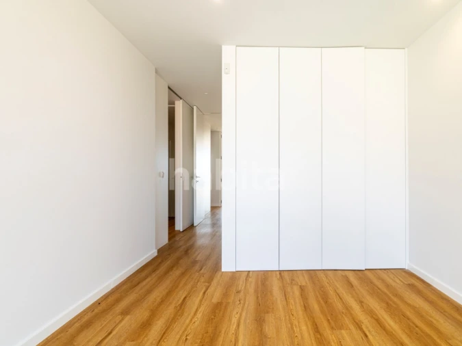 Moradia T4 para Venda em Canidelo Foto 32