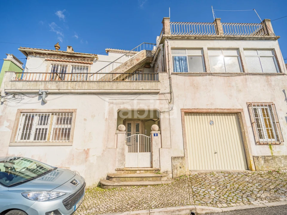 Moradia T6 para Venda em Santa Maria e São Miguel, São Martinho, São Pedro Penaferrim Foto 2