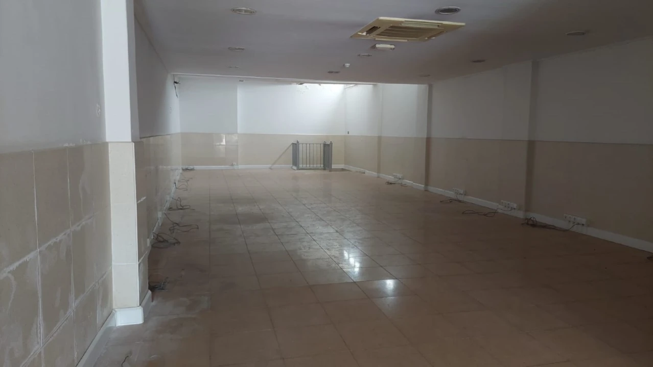 Loja para Venda em Arroios Foto 2