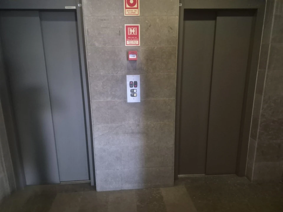 Apartamento T2 para Venda em Vila Franca de Xira Foto 5