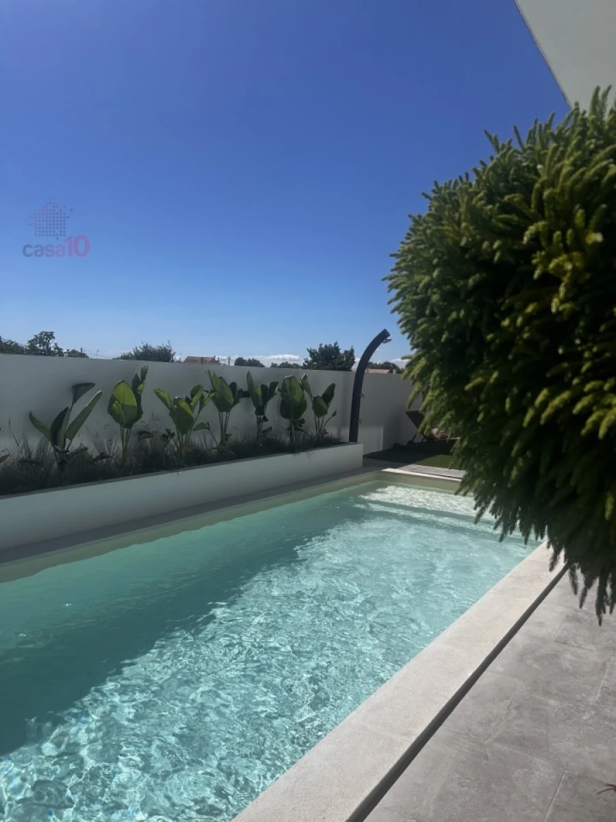 Moradia T5 para Venda em São Francisco Foto 2