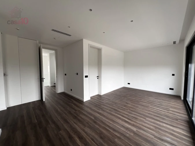 Moradia T5 para Venda em São Francisco Foto 4