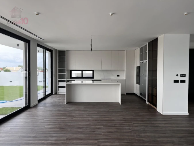 Moradia T5 para Venda em São Francisco Foto 23