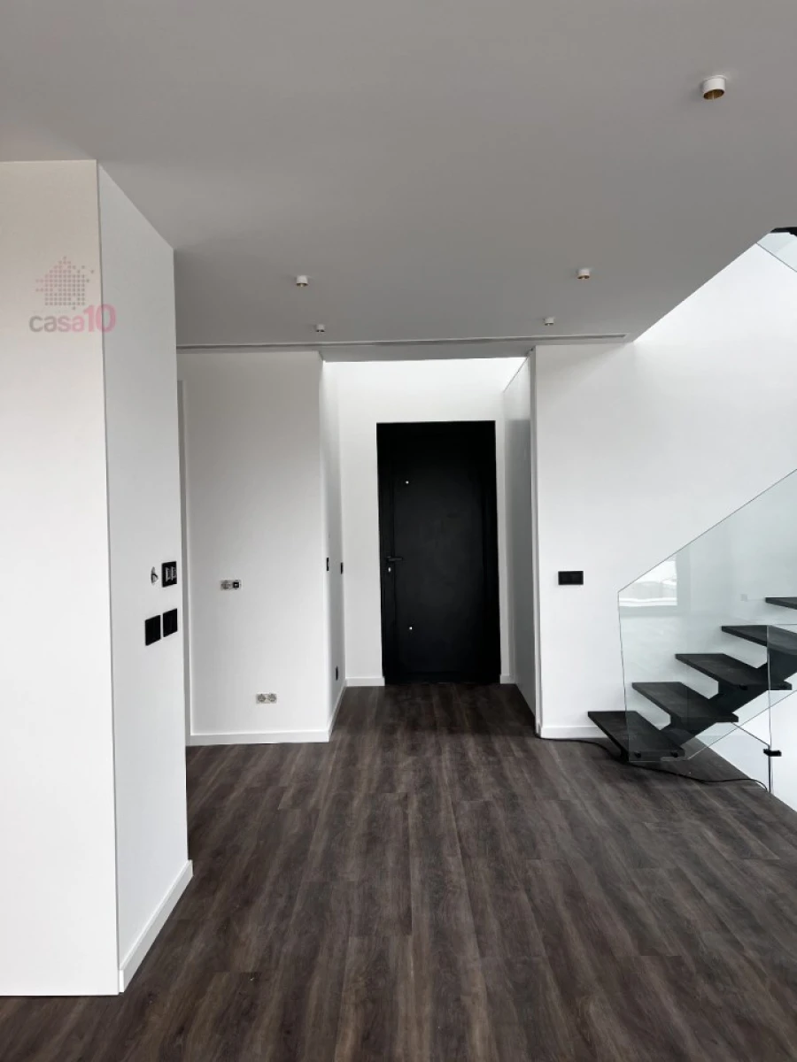 Moradia T5 para Venda em São Francisco Foto 24