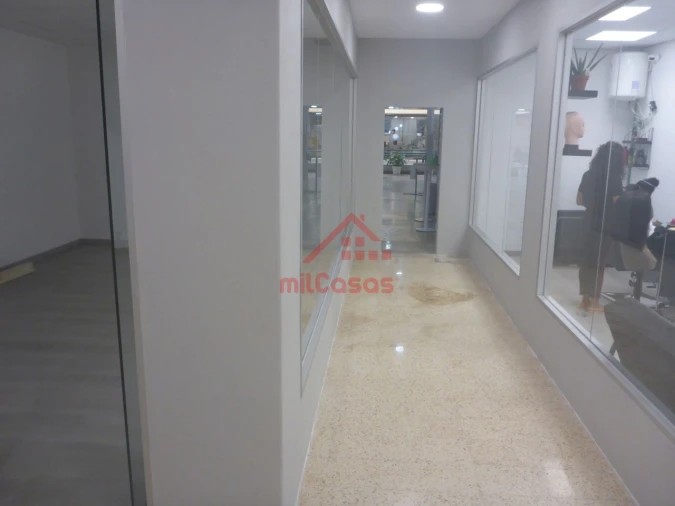 Loja para Arrendamento em Lumiar Foto 12