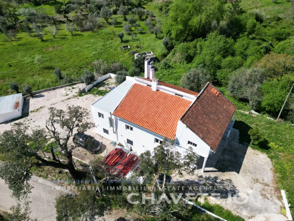 Moradia T5 para Venda em Casais e Alviobeira Foto 39