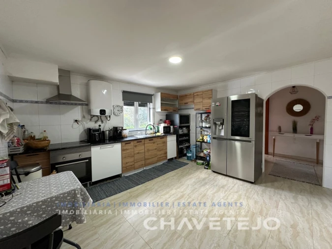 Moradia T5 para Venda em Casais e Alviobeira Foto 10