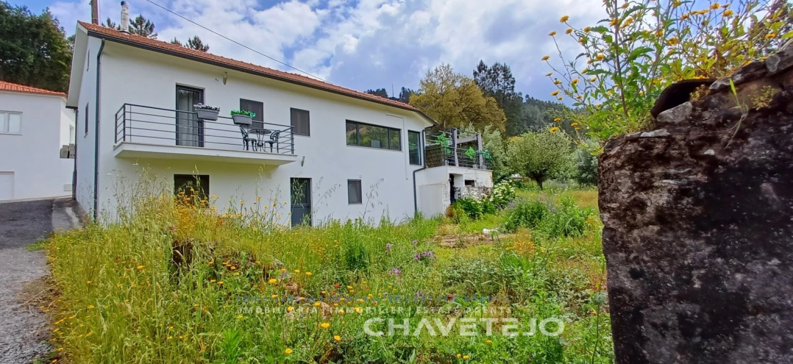 Quinta T3 para Venda em Nossa Senhora do Pranto Foto 7
