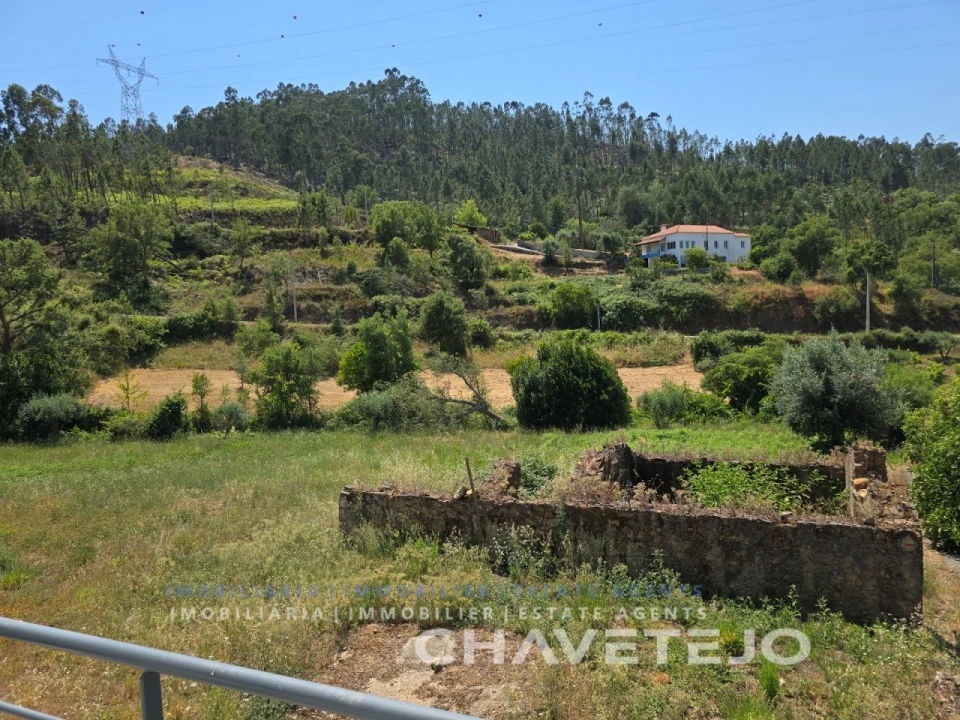 Quinta T3 para Venda em Nossa Senhora do Pranto Foto 18