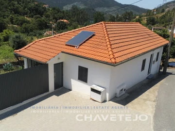 Quinta T3 para Venda em Nossa Senhora do Pranto