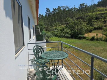 Quinta T3 para Venda em Nossa Senhora do Pranto