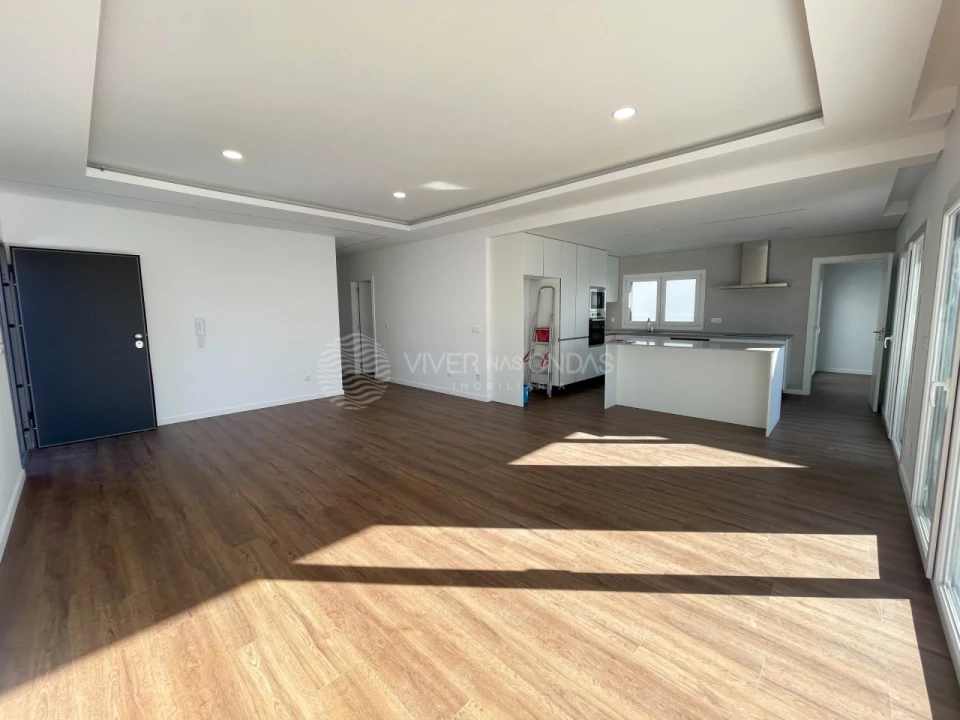 Moradia T4 para Venda em Fernao Ferro Foto 7