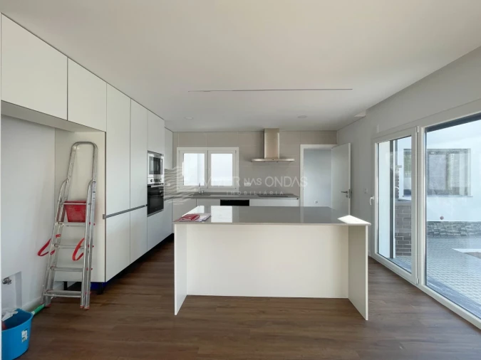 Moradia T4 para Venda em Fernao Ferro Foto 4