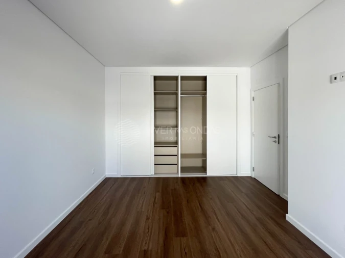 Moradia T4 para Venda em Fernao Ferro Foto 25