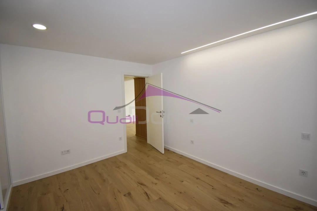 Moradia T4 para Venda em São João Baptista e Santa Maria dos Olivais Foto 10