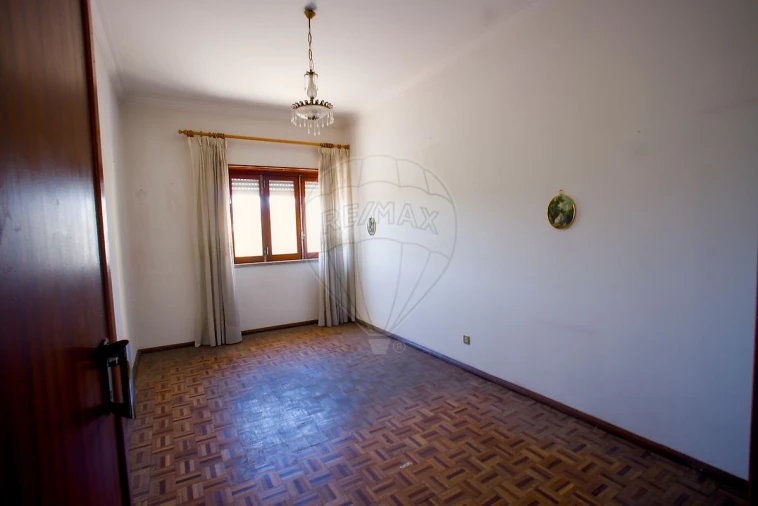 Apartamento T4 para Venda em União das Freguesias de Setúbal Foto 3