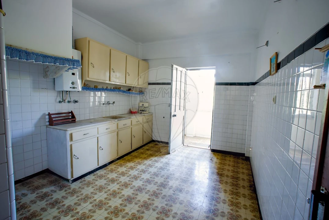 Apartamento T4 para Venda em União das Freguesias de Setúbal Foto 8