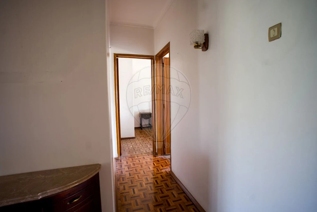 Apartamento T4 para Venda em União das Freguesias de Setúbal Foto 1